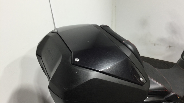 (23MY) Honda NT1100 Manual